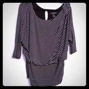 WHBM Top flattering around the waistline